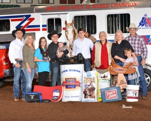 Talmadge Green and his baby boy Sterling flanked by family at the 2013 NBHA Open World.