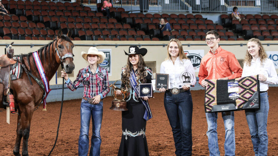 AQHYA2016 barrelracingtrophy