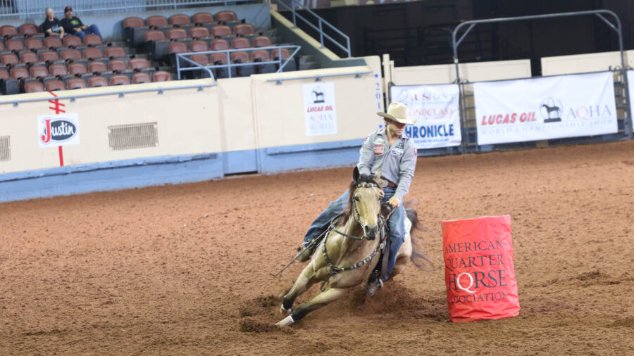 2017AQHAWorld PeteOenJrBarrels
