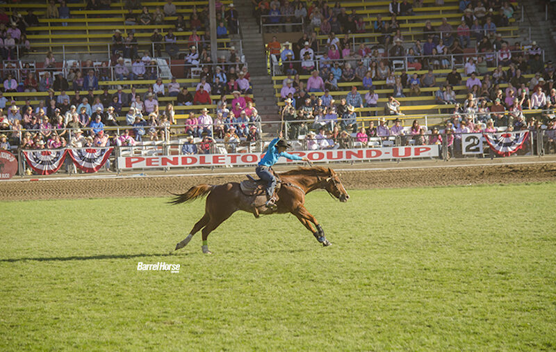 Italy Sheehan running barrels at Pendleton