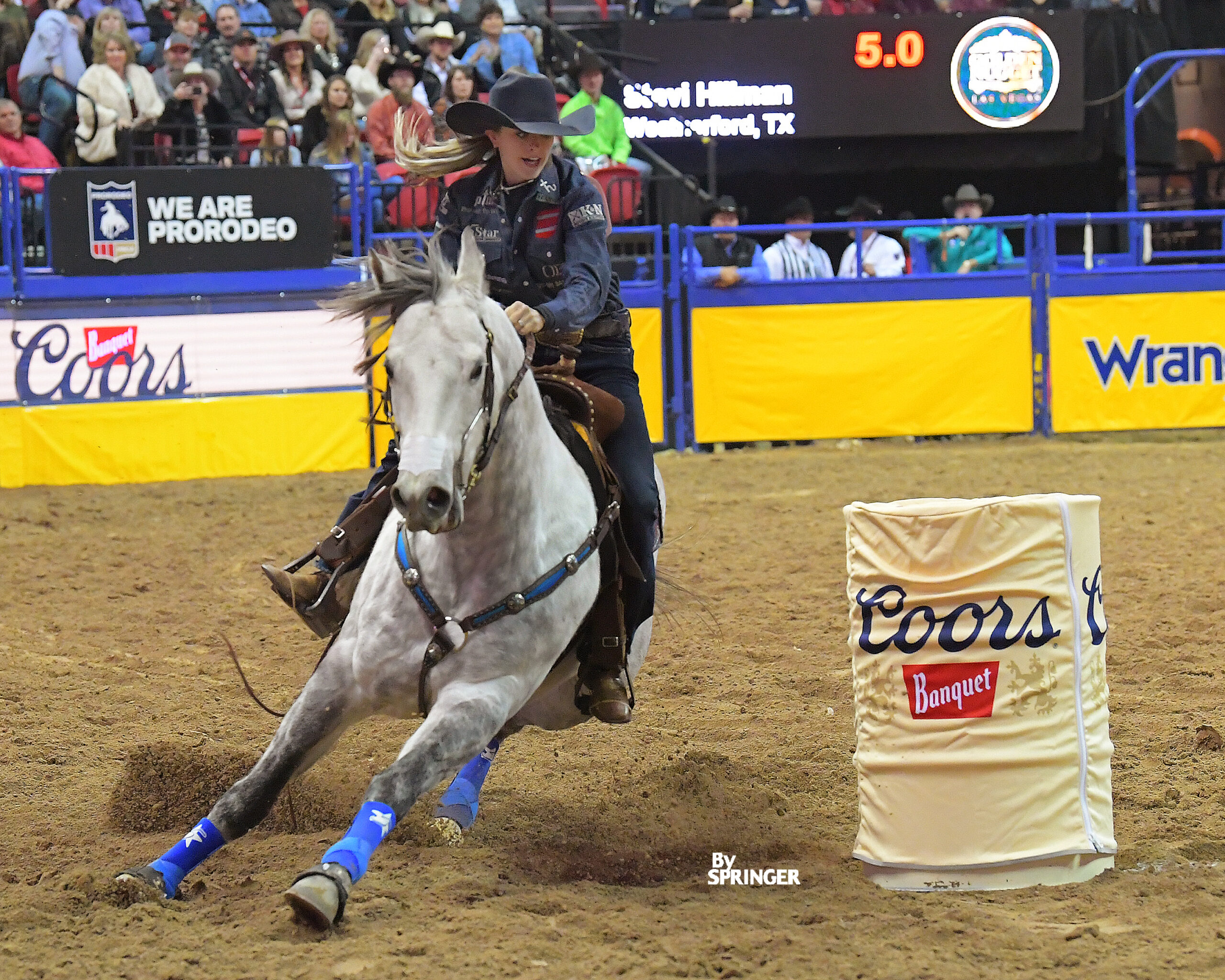 Stevi Hillman turns the second barrel at the 2019 NFR