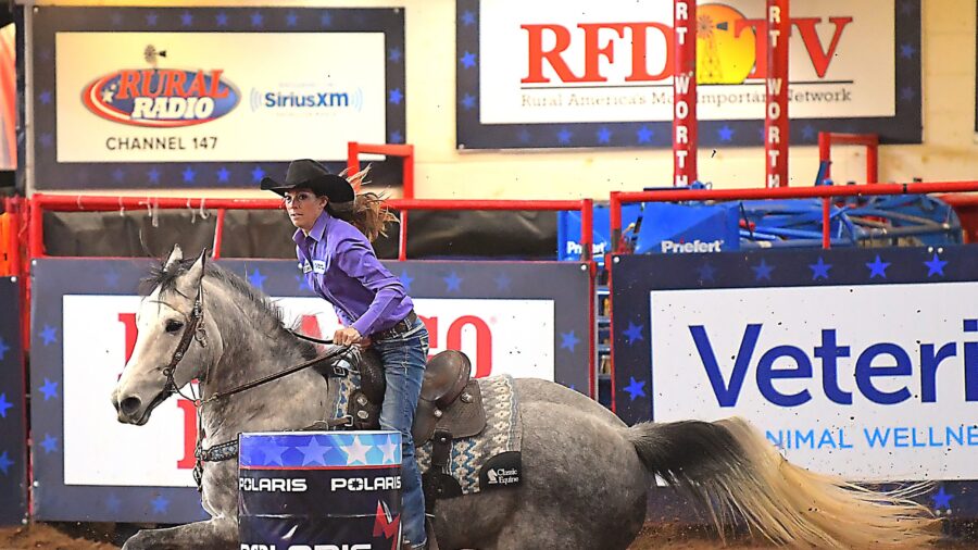 Kassie Mowry and Epic Guy turning the third barrel