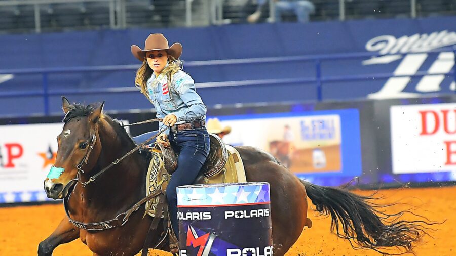 Stevi Hillman and Cuatro Fame turning a barrel at The American