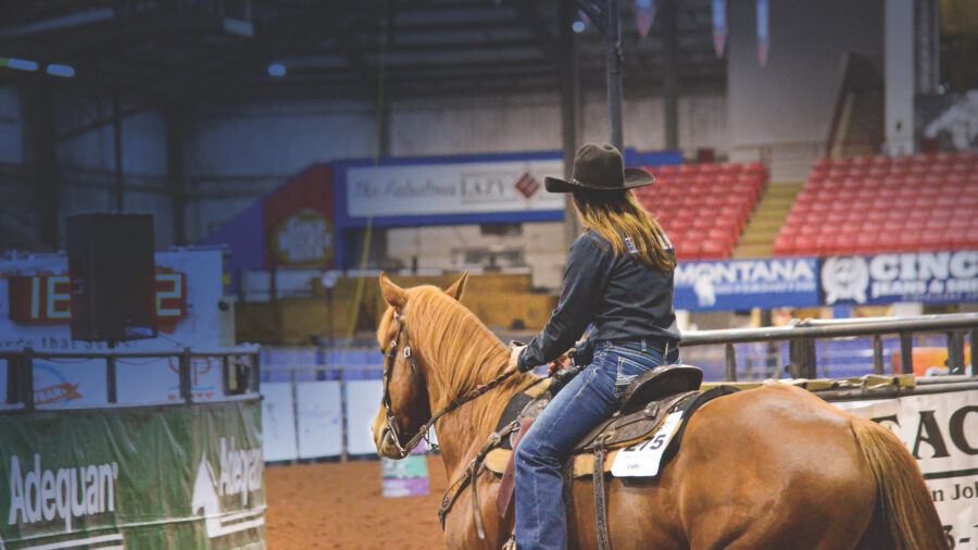 girl entering alleyway at BFA Futurity