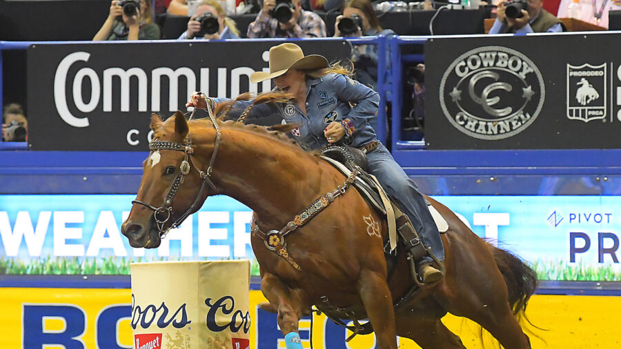 Brittany Pozzi Tonozzi turns the first barrel