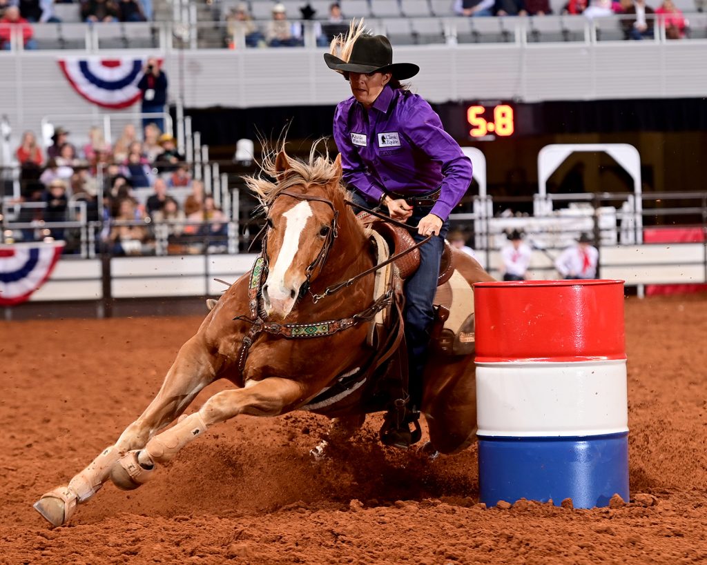 Kassie Mowry turns the second barrel at Fort Worth