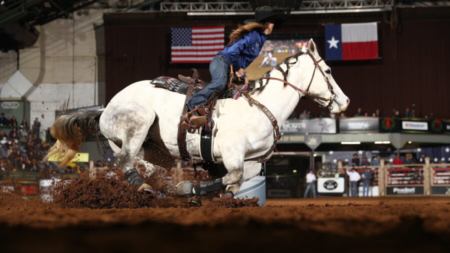 Kassie Mowry turns third barrel