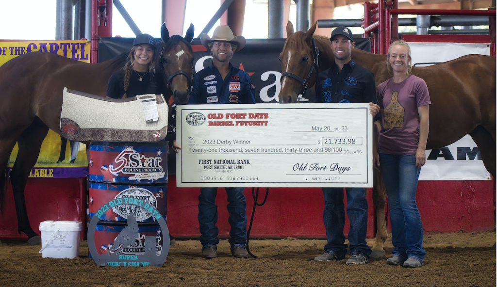 Pete Oen with winning Fort Smith derby horses