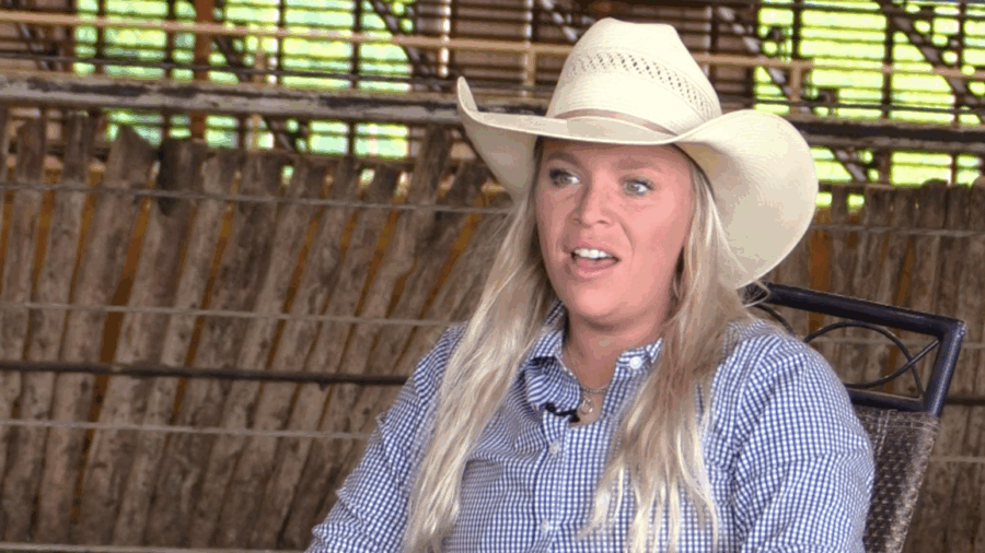 Cierra Nelson discusses how she transitions horses from barrel futurity competition to rodeo competition.
