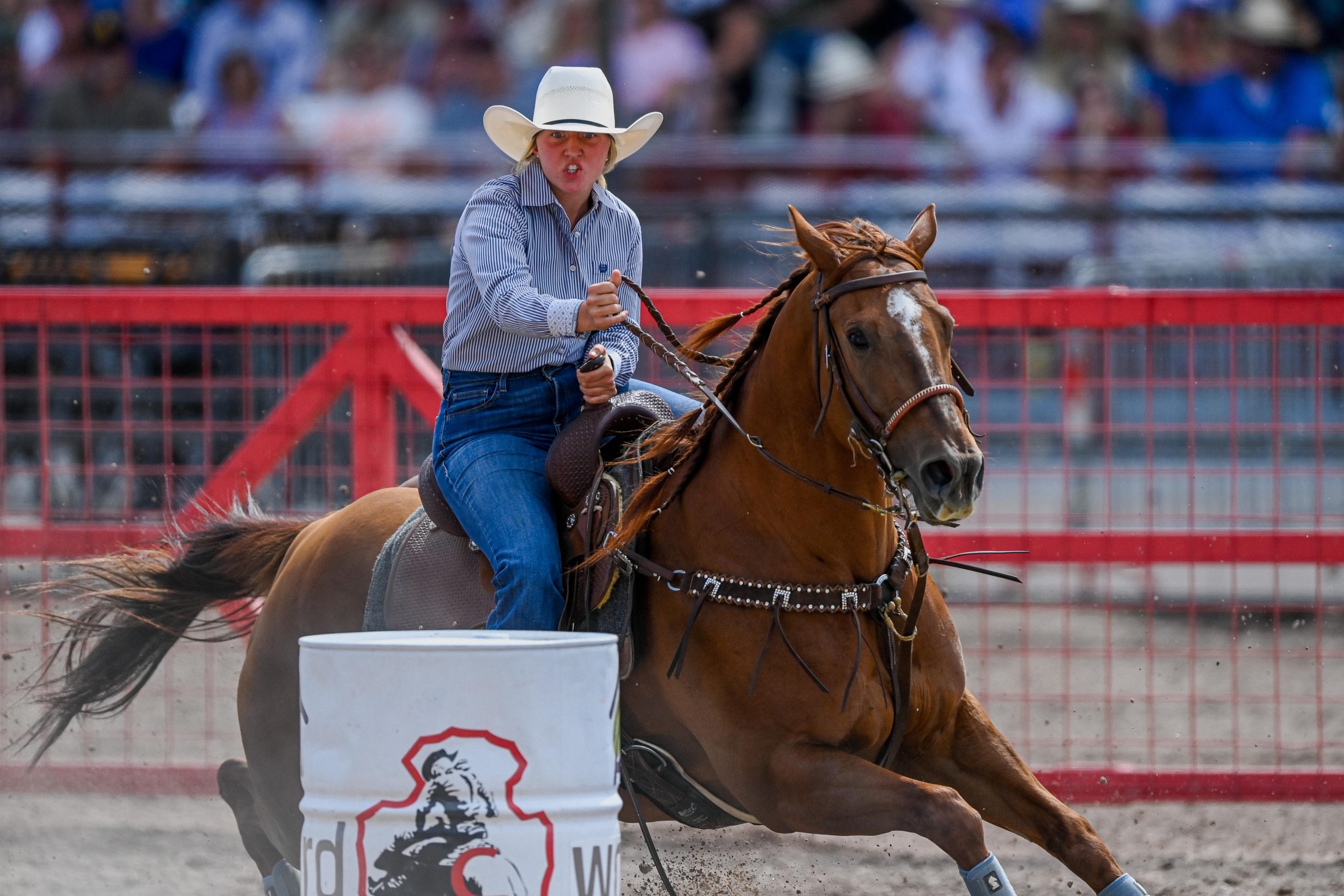 Taycie Matthews turns first barrel at Cheyenne Frontier Days