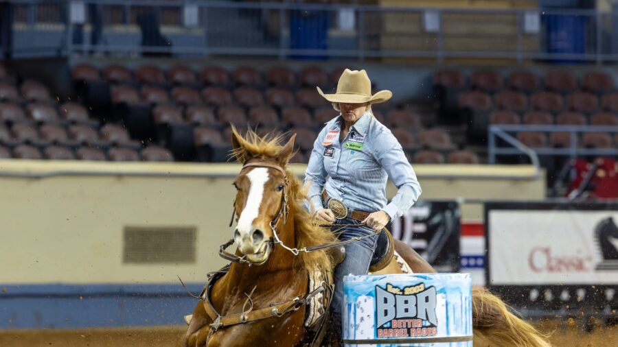 Janna Brown turns second barrel at OKC Futurity Slot Race