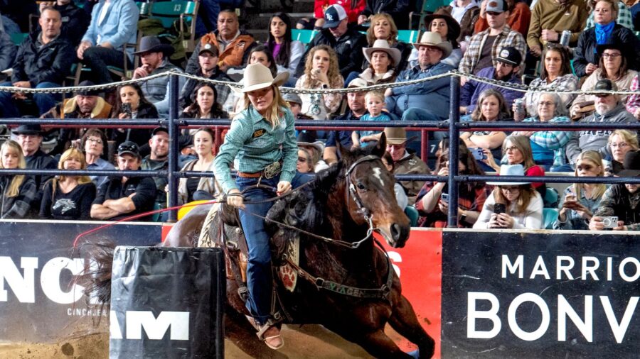 Tessa Arnold running barrels