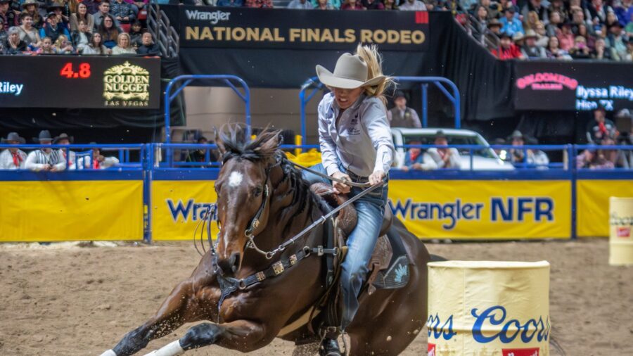 Ilyssa Riley turns the second barrel at the NFR