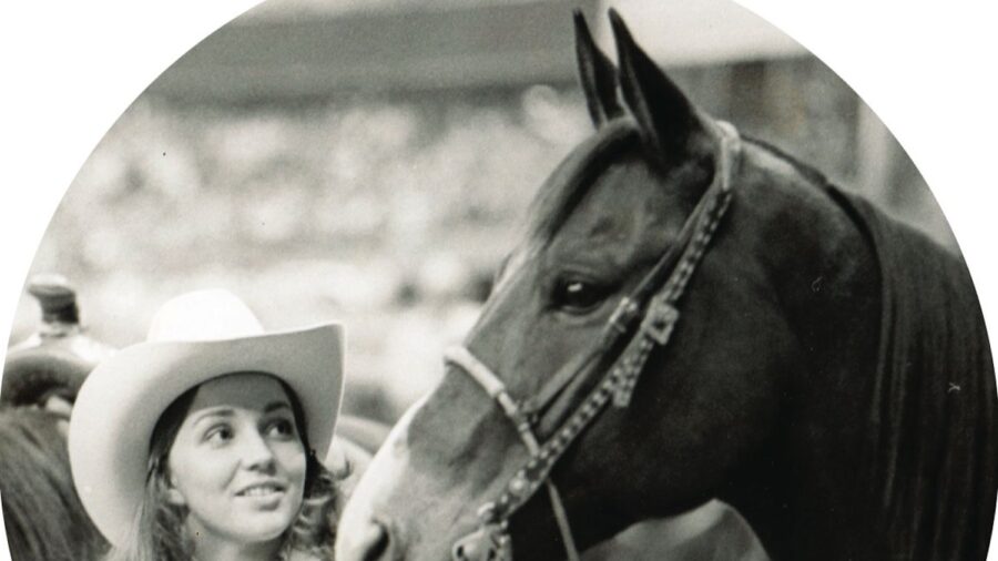 Jimmie Gibbs Munroe and Robin Flit Bar ("Billy")
